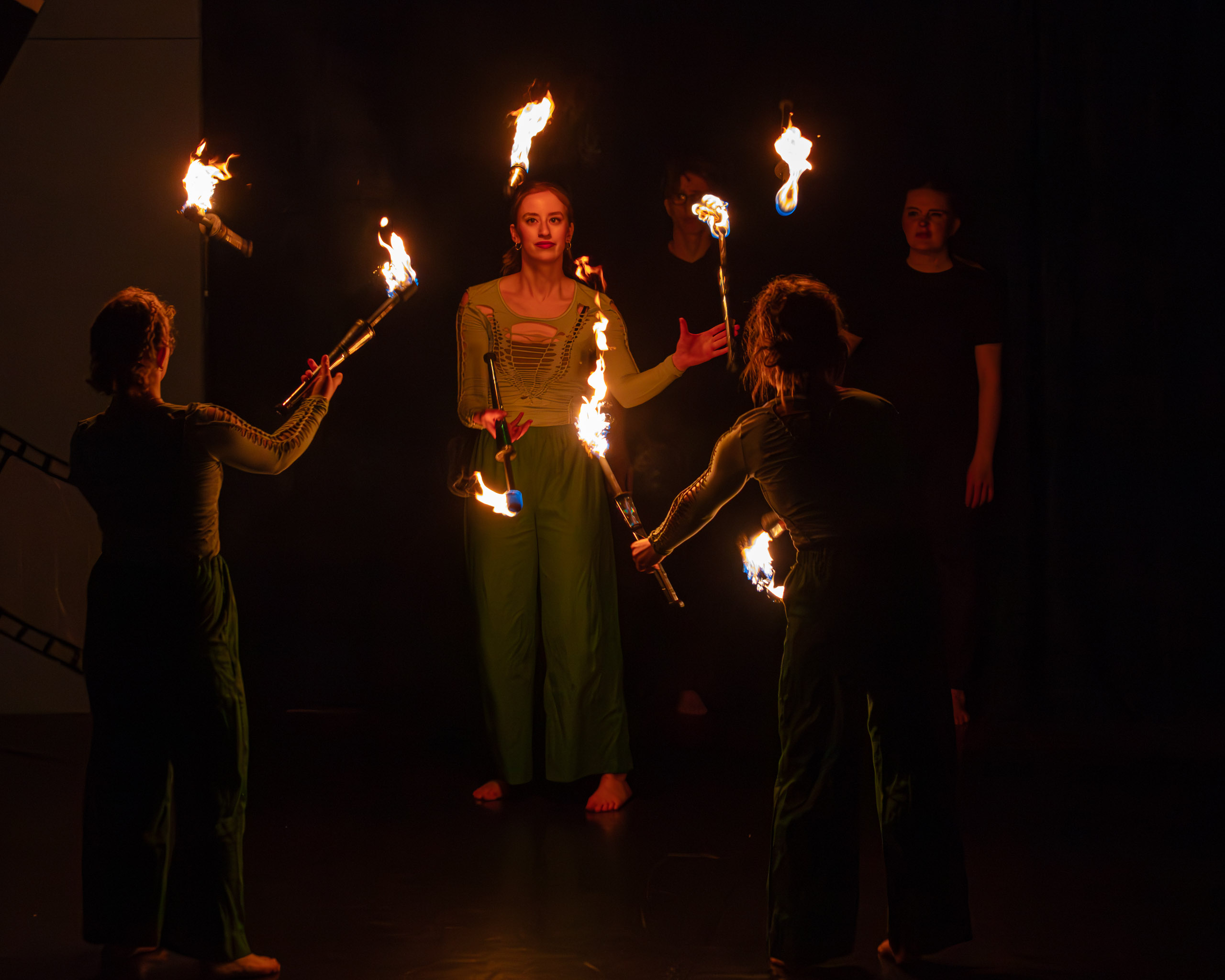 20240421165945 DP011802 e