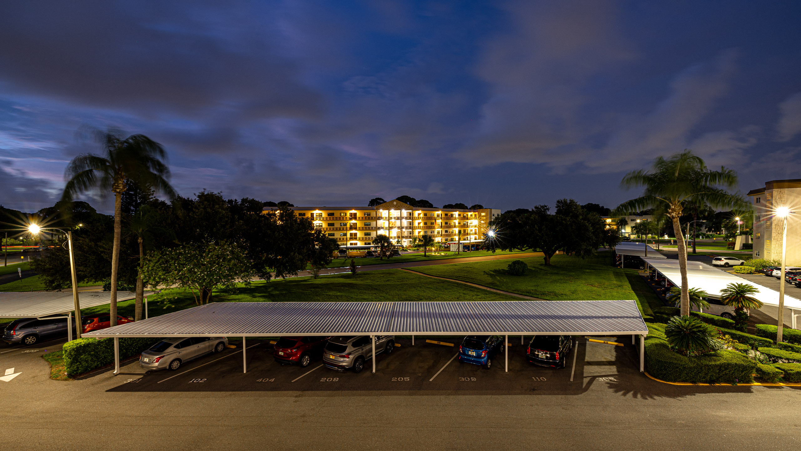 20230717210051 R5D 6907